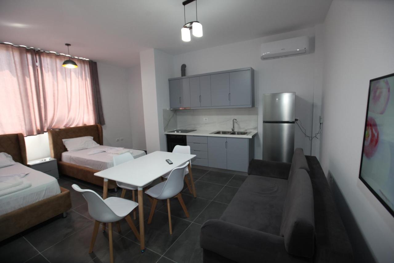 Deda Apartments ساراندا المظهر الخارجي الصورة