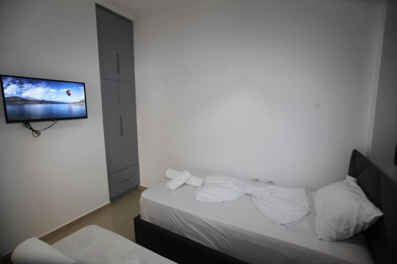 Deda Apartments ساراندا المظهر الخارجي الصورة