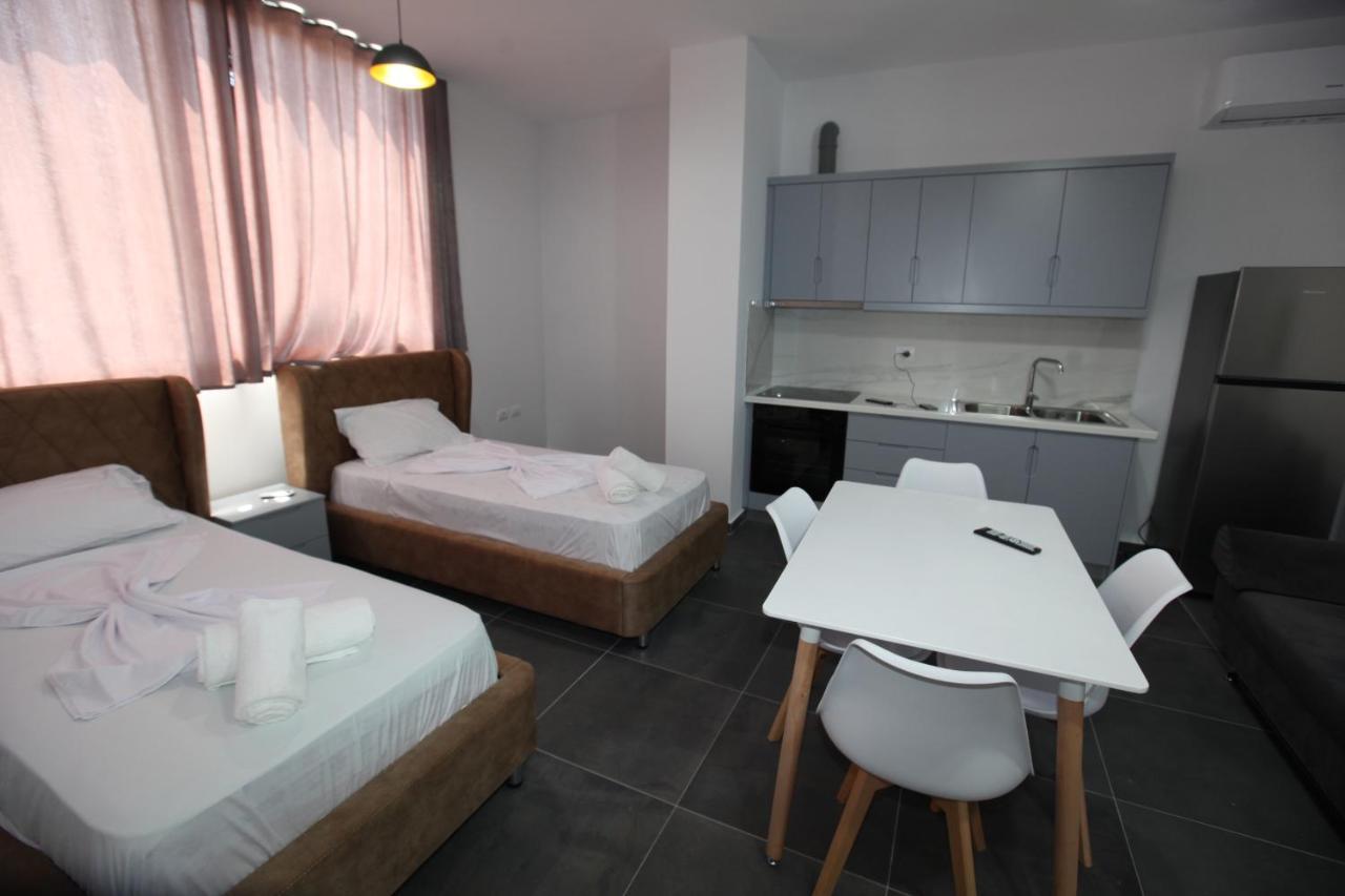 Deda Apartments ساراندا المظهر الخارجي الصورة